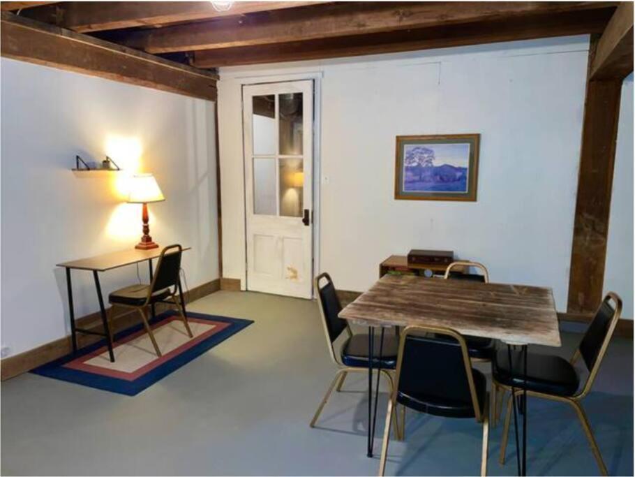 The Barn At Evermore: Riverfront Retreat W/Hot Tub 루레이 외부 사진